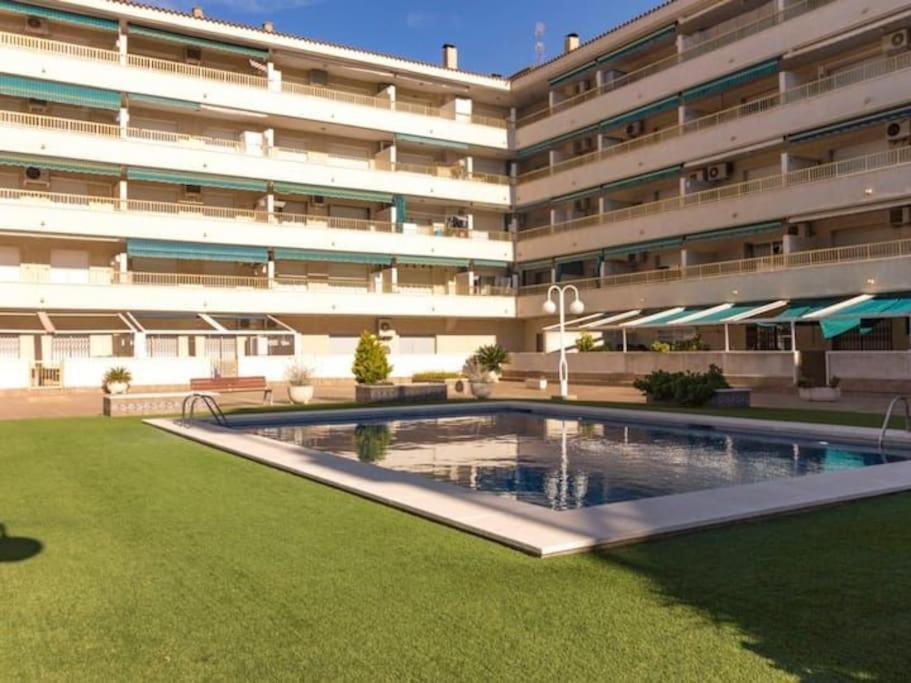 Cambrils Dulces Suenosアパートメント エクステリア 写真